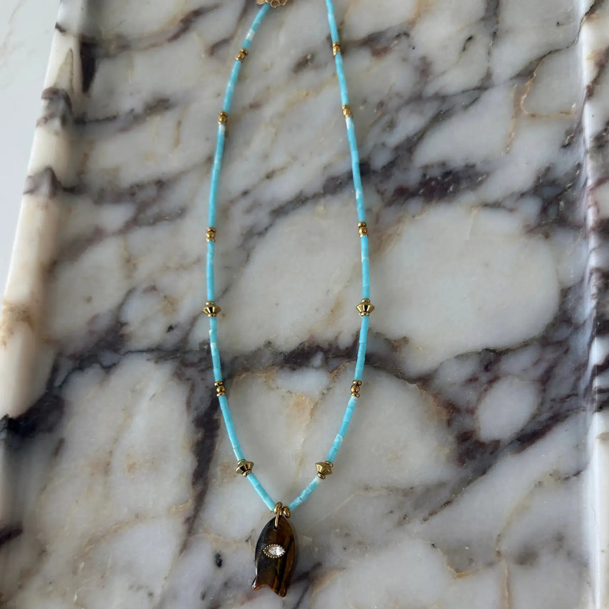 Sloane Necklace - Brown Fish