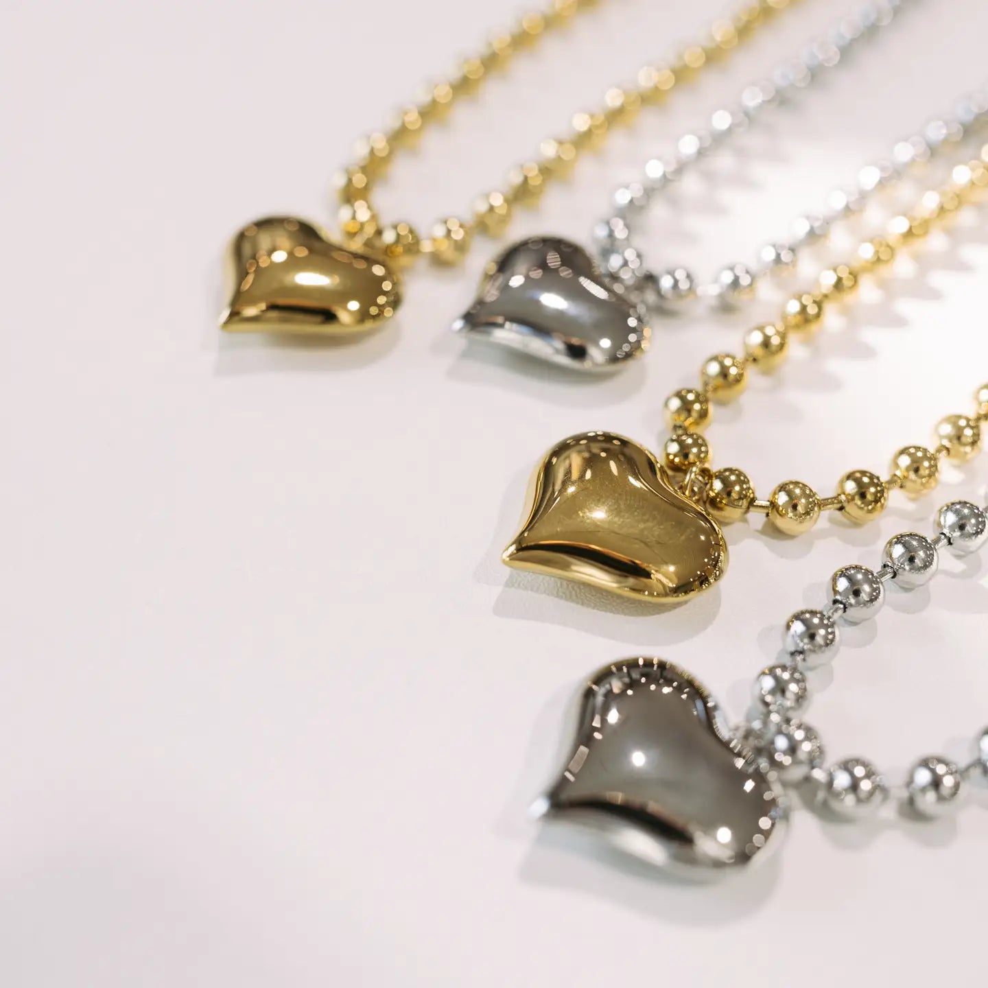 Heart Throb Beaded Necklace | Gold