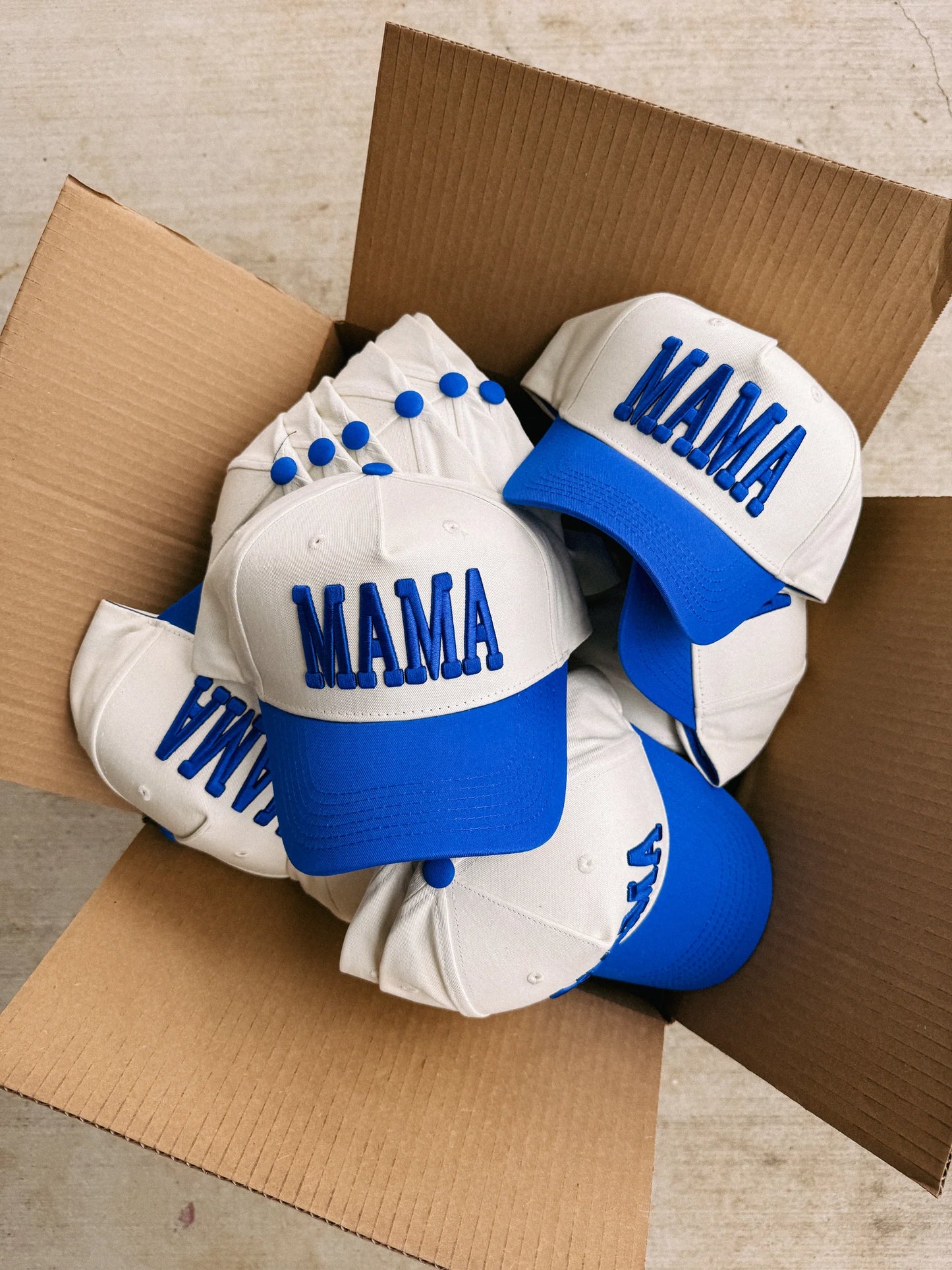 MAMA Blue Trucker