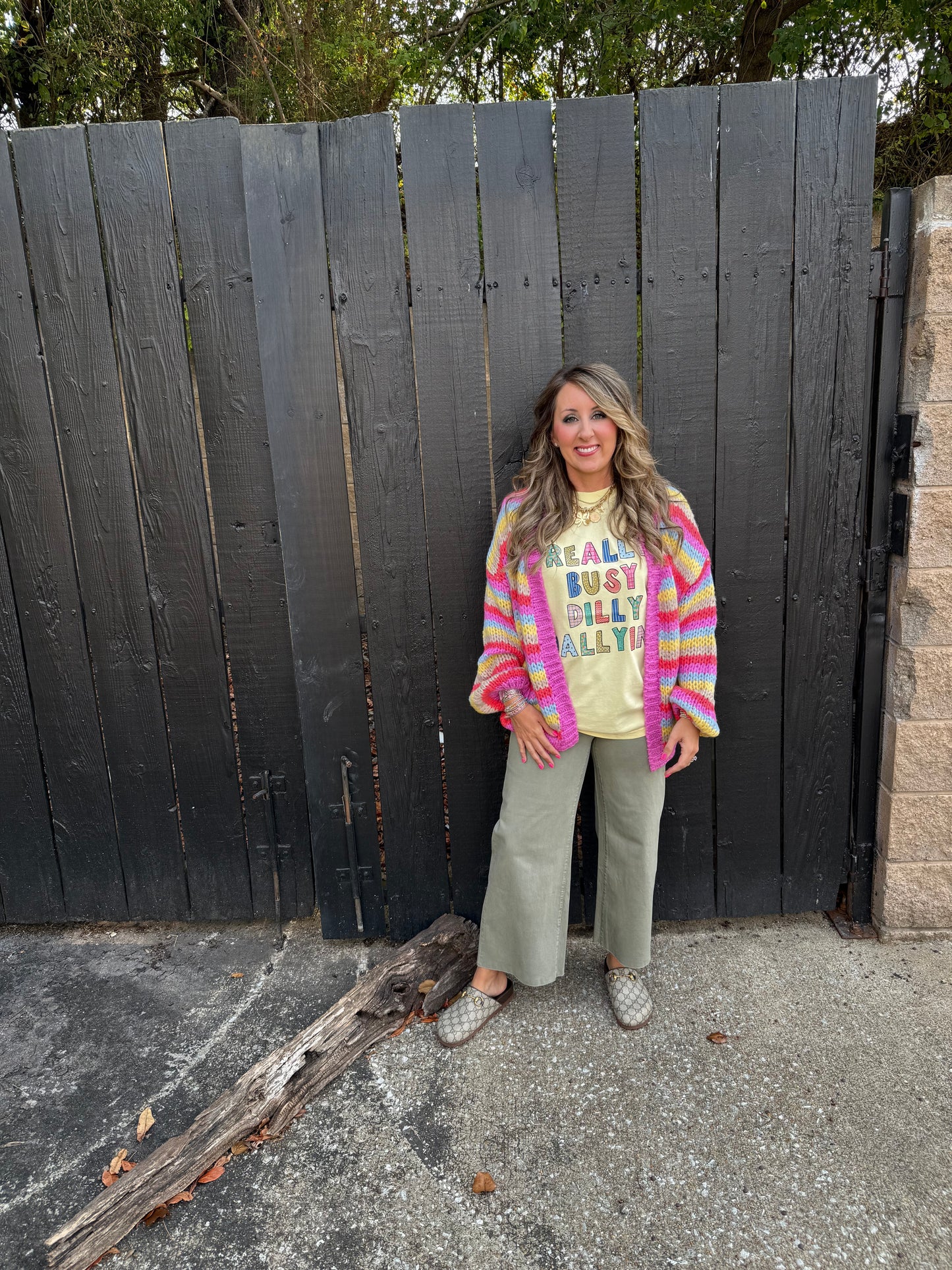 Dilly Dally Tee