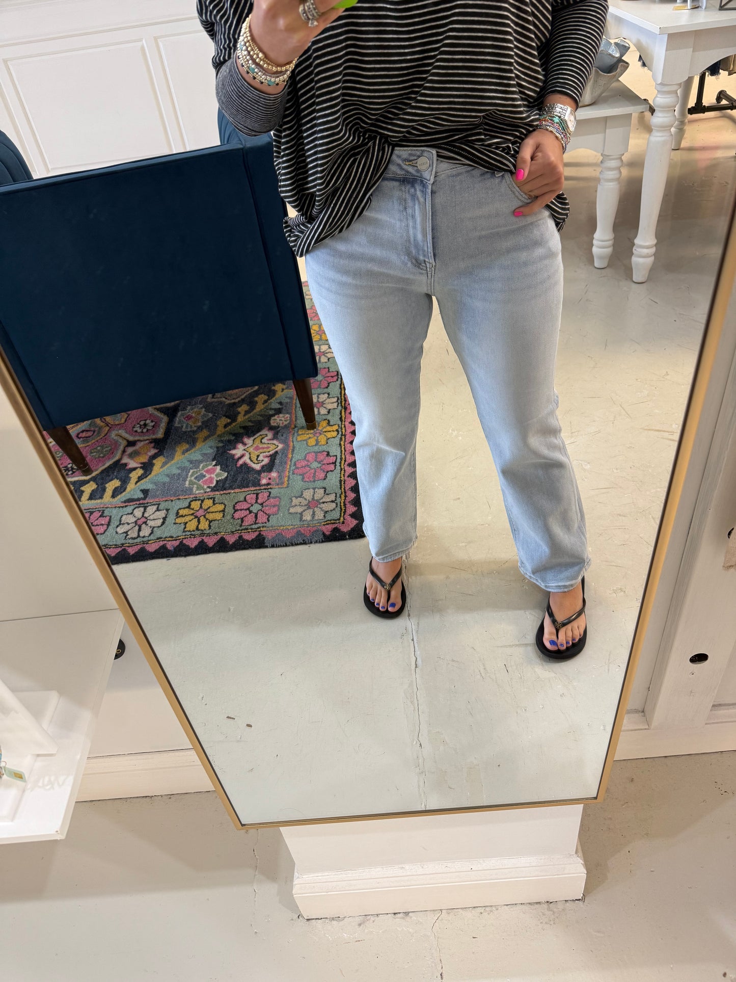 Lanie Mid Rise Crop Flare
