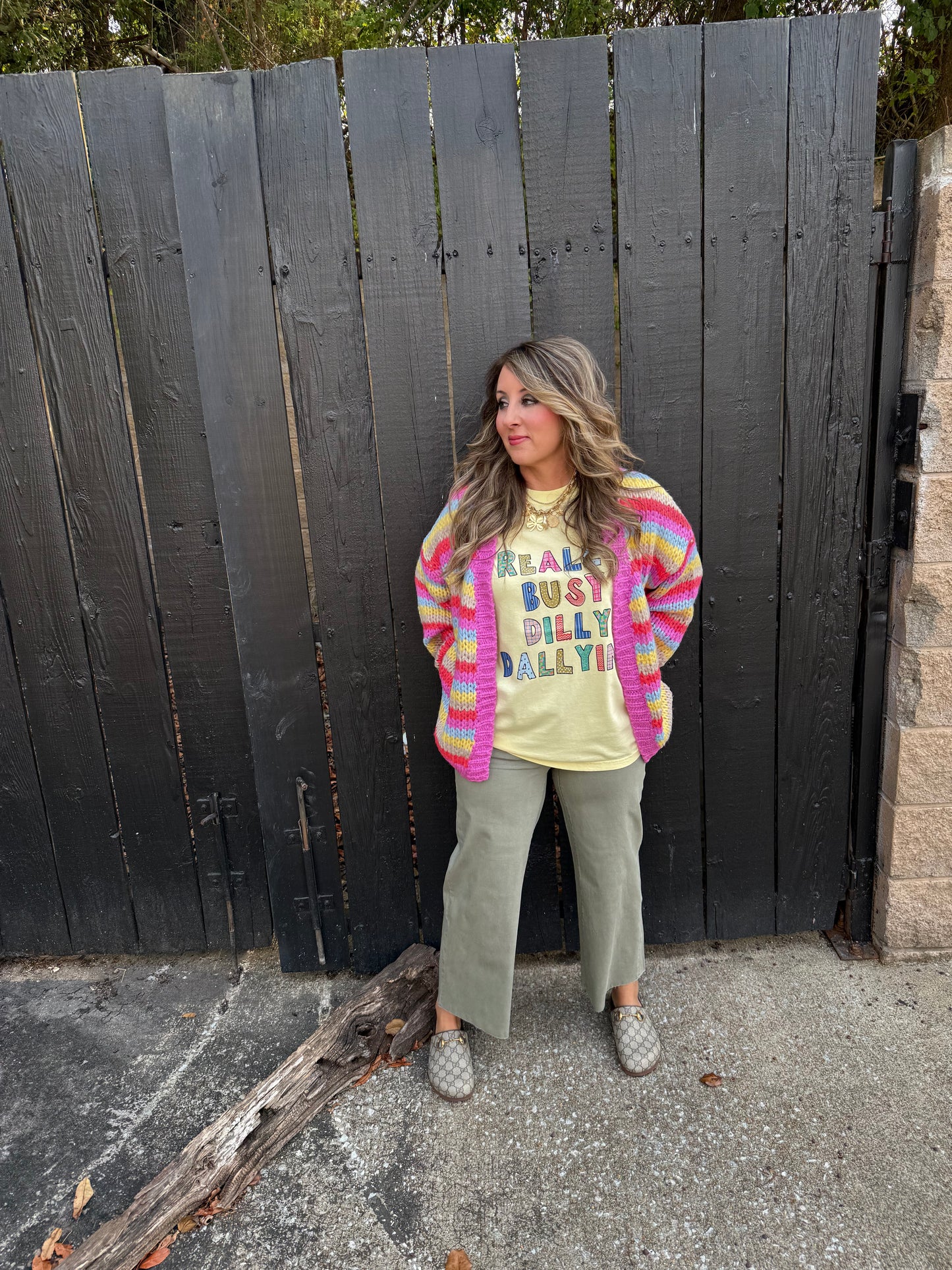 Dilly Dally Tee
