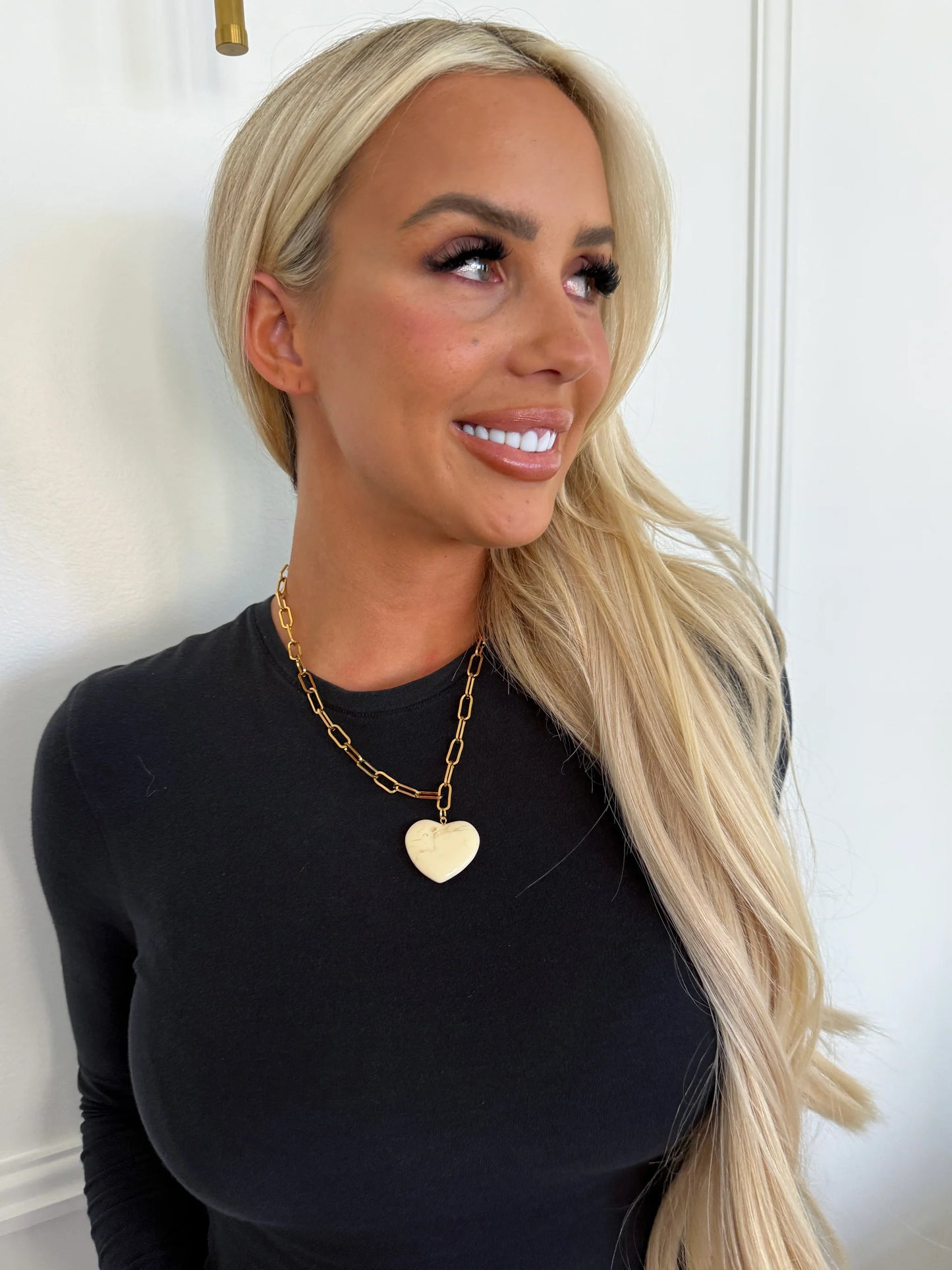 Harlow White Necklace