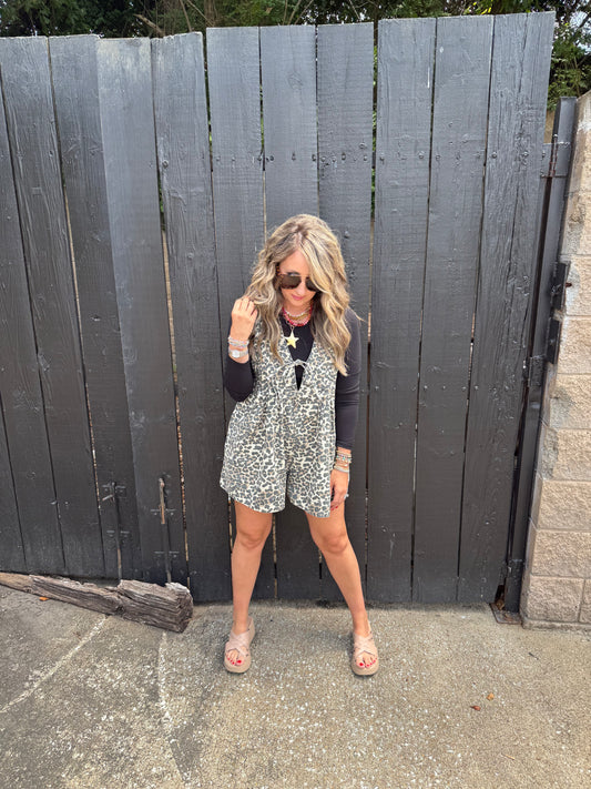 Vera Leopard Romper
