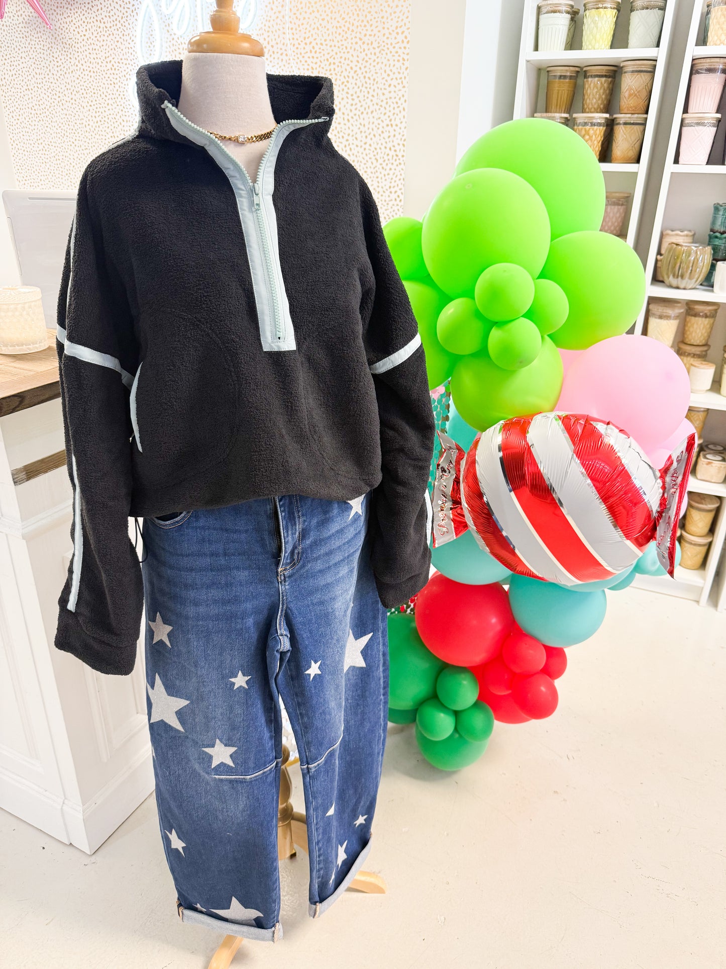 Sprint Quarter Zip Black