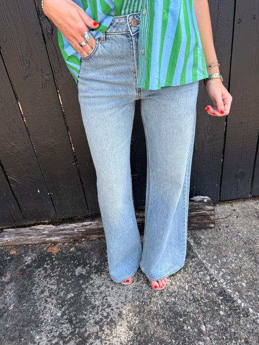 Z Supply The Stunner Mid Rise Wide Leg Jean