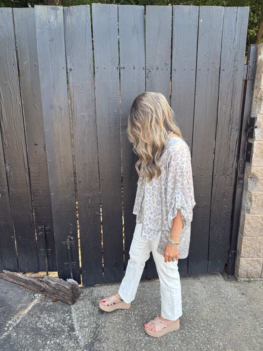 Lia Cool Leopard Top