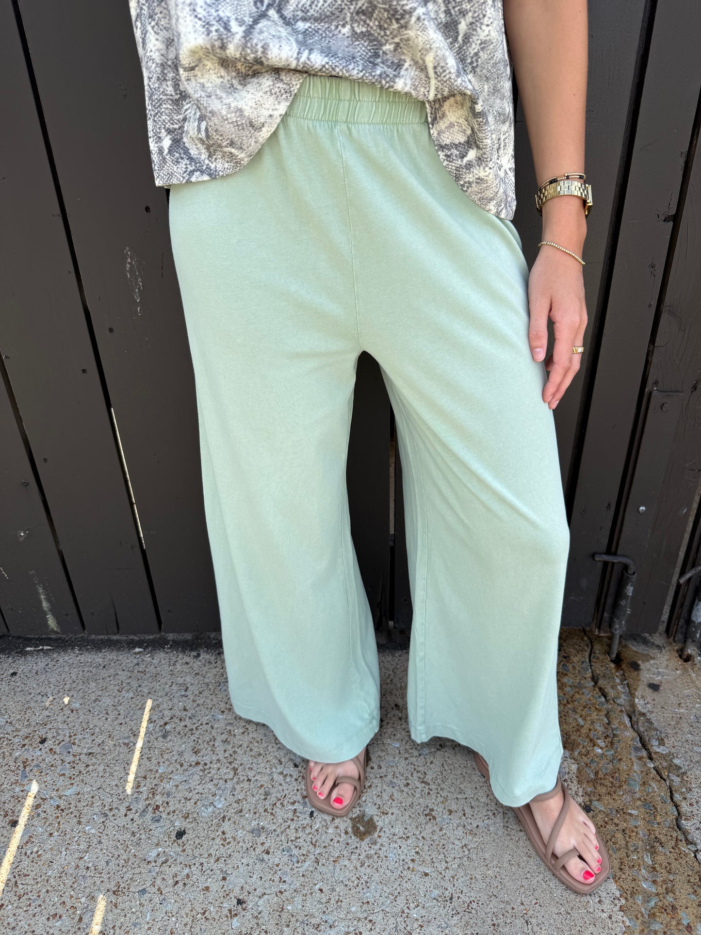 Z Supply Scout Jersey Crop Crystal Green Pant