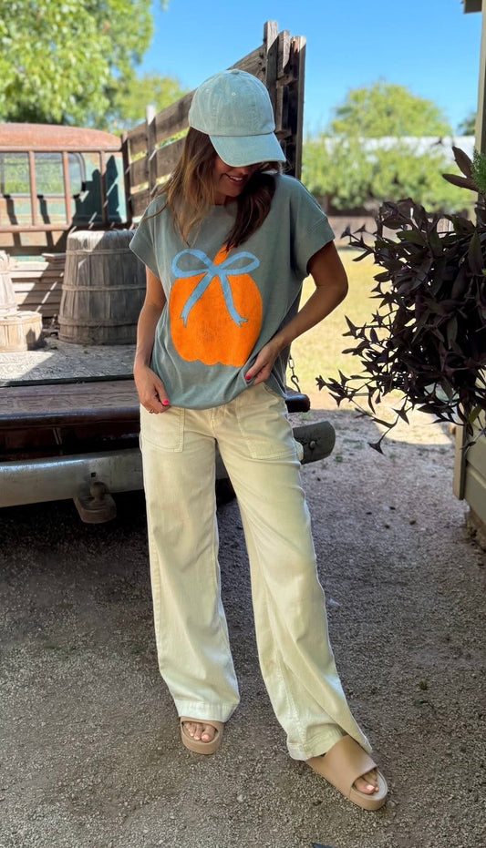 Bow Pumpkin Sage Tee
