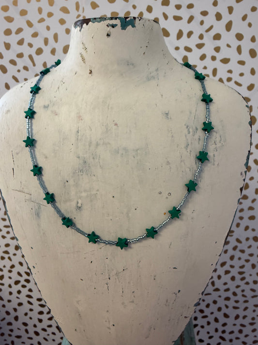 Halo Star Necklace Green/Blue