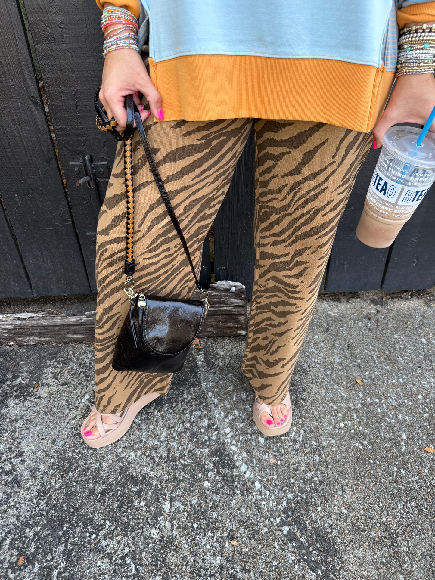 Banks Zebra Brown Pants