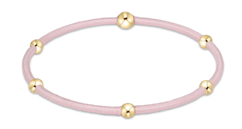 "e"ssentials Light Pink