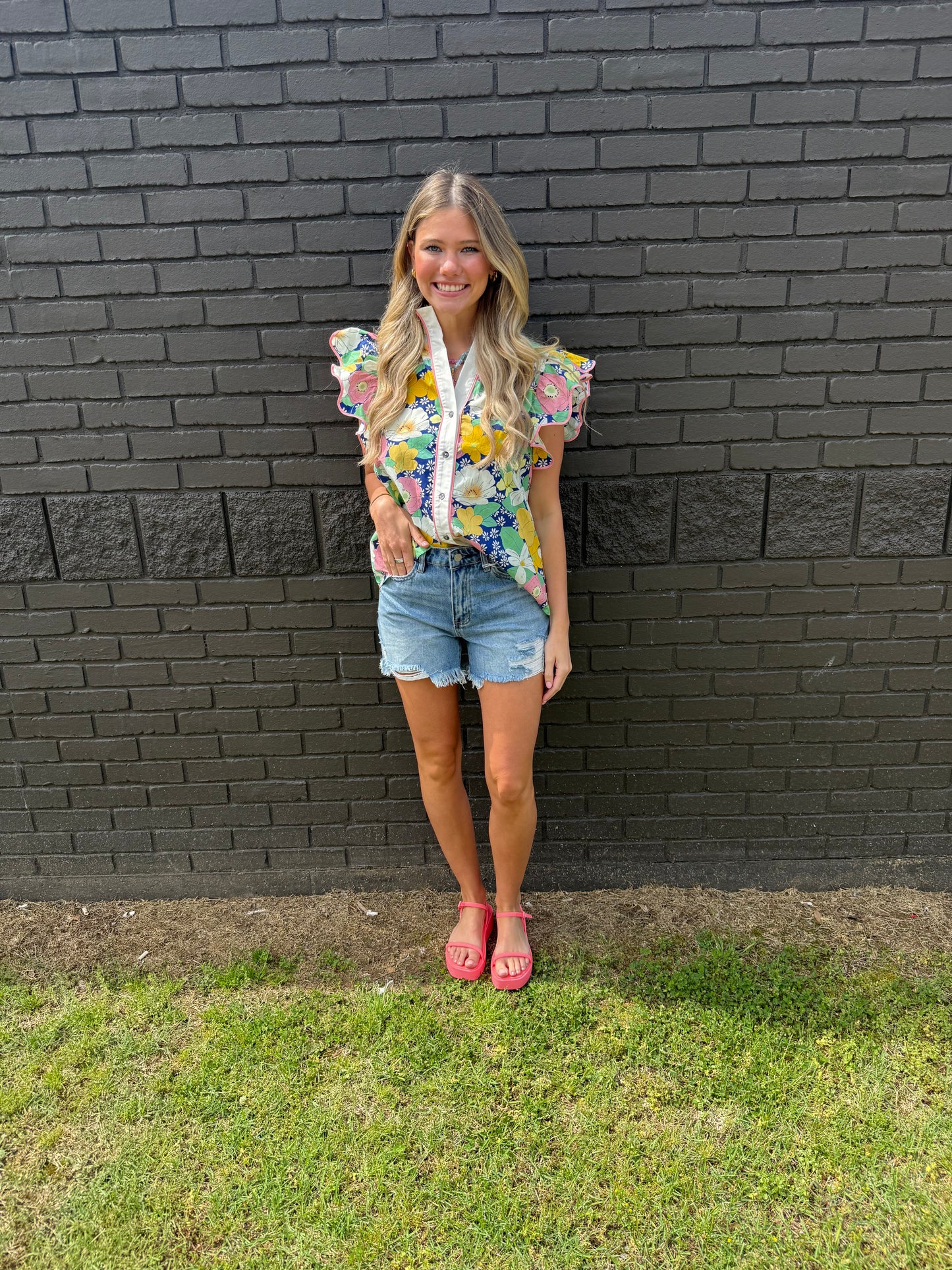 Nina Boyfriend Midi Shorts
