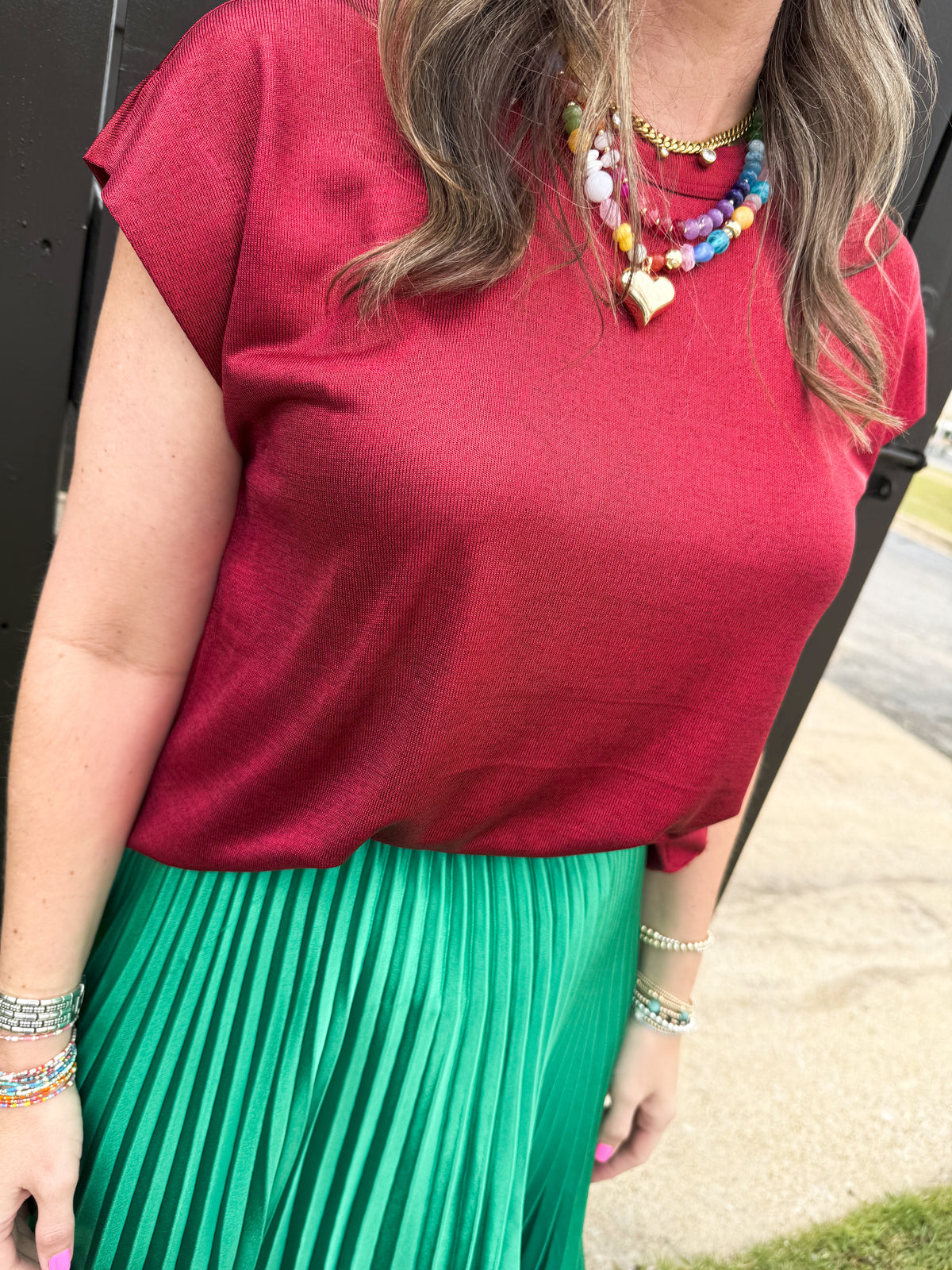 Red Top Topics Stunning Red Top – Sisters