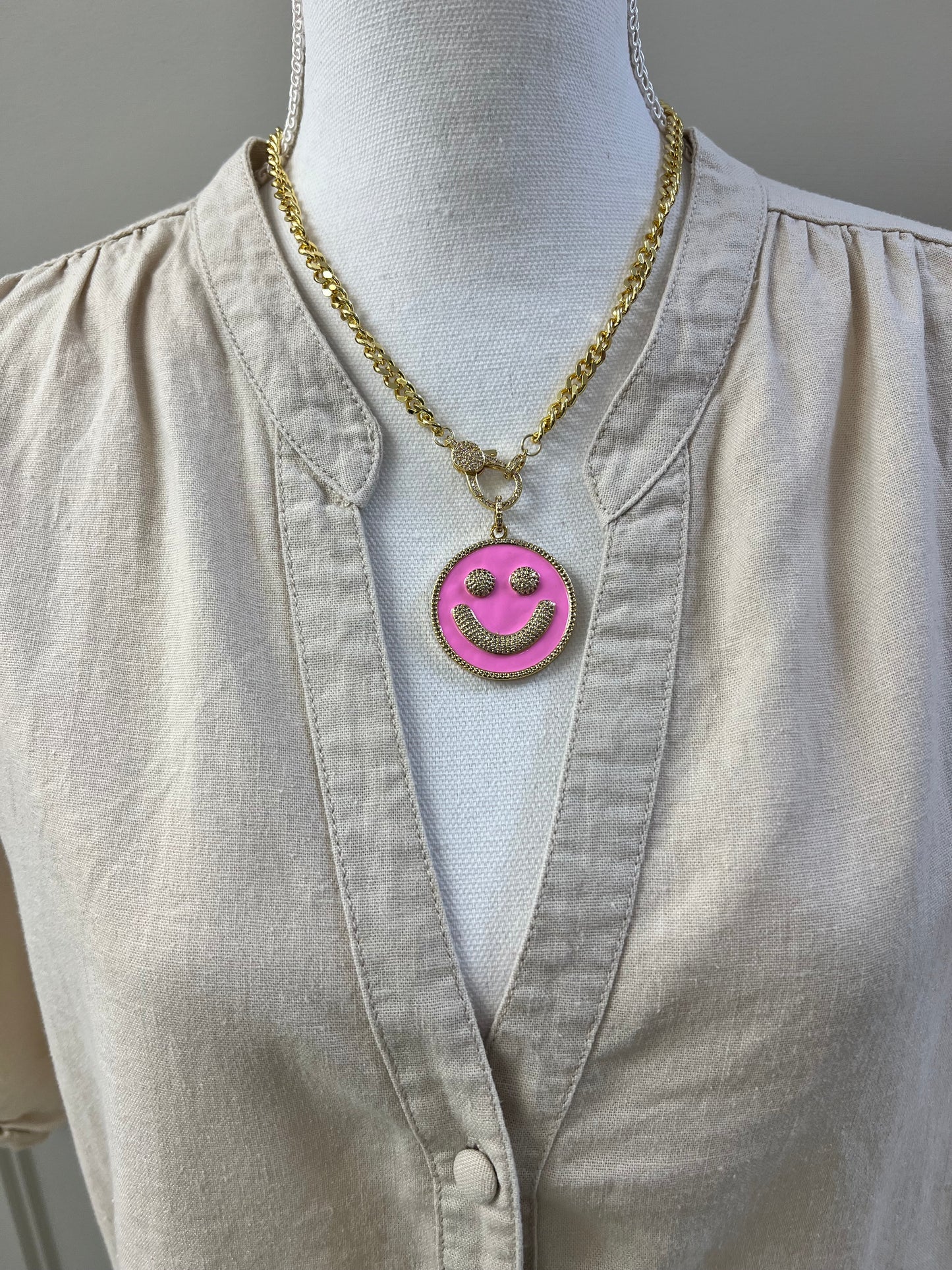 Smiley LUXE Necklace Pink