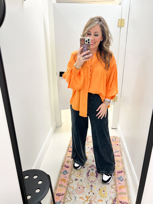 Nila Apricot Top