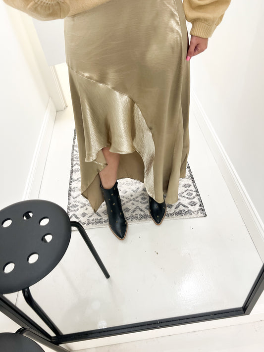 Ruffle Skirt Champagne