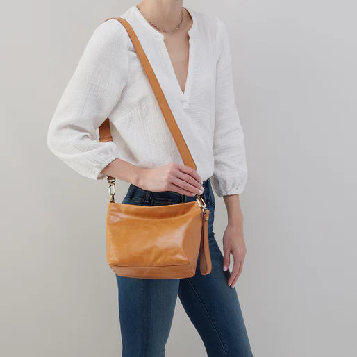 Hobo Ashe Crossbody Natural