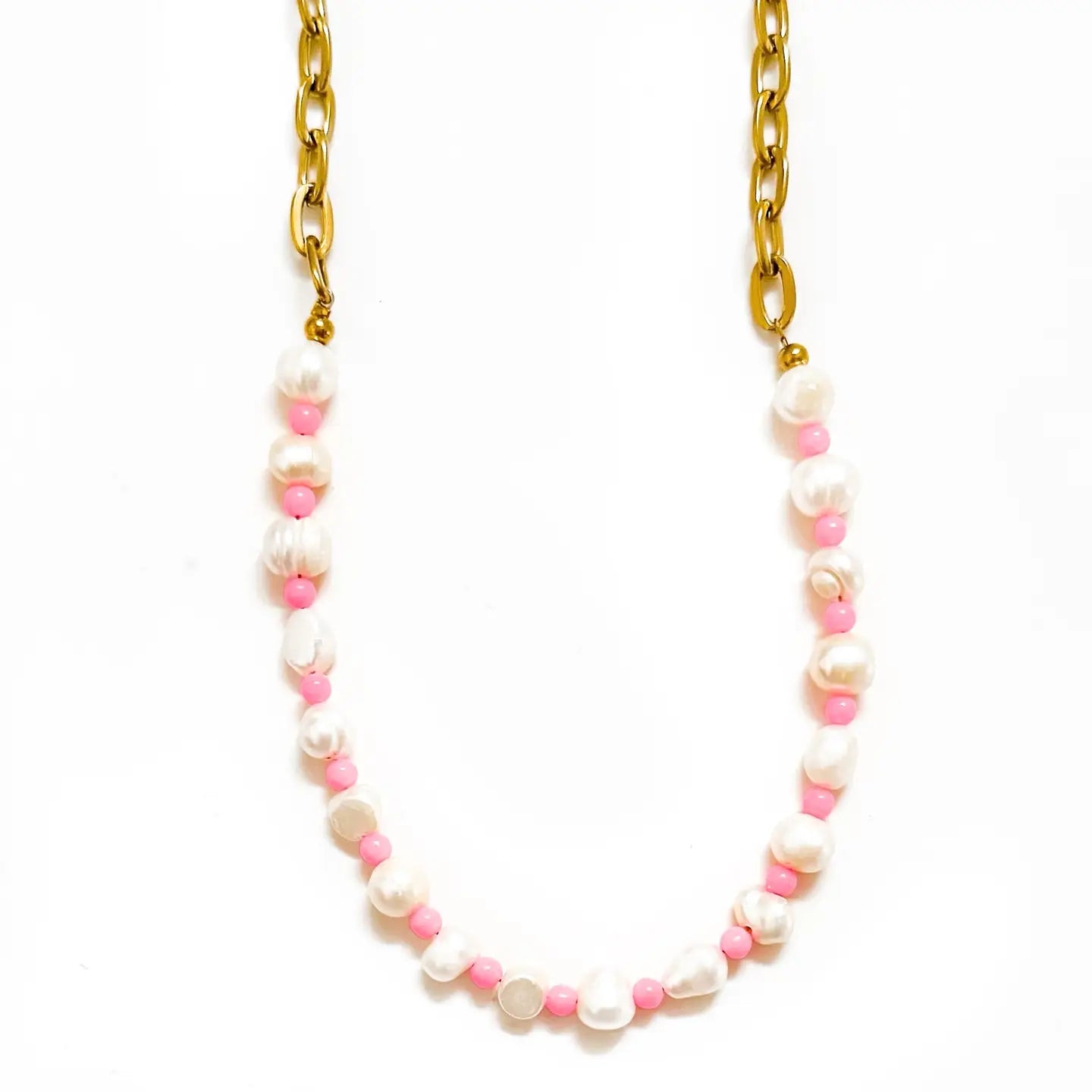 Isla Beaded Pearl Necklace Pink