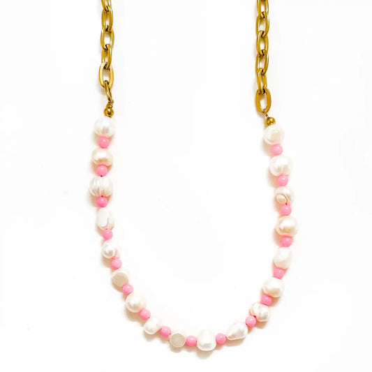 Isla Beaded Pearl Necklace Pink