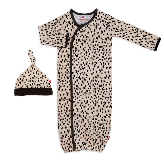 Magnetic Me Spot On Gown and Hat